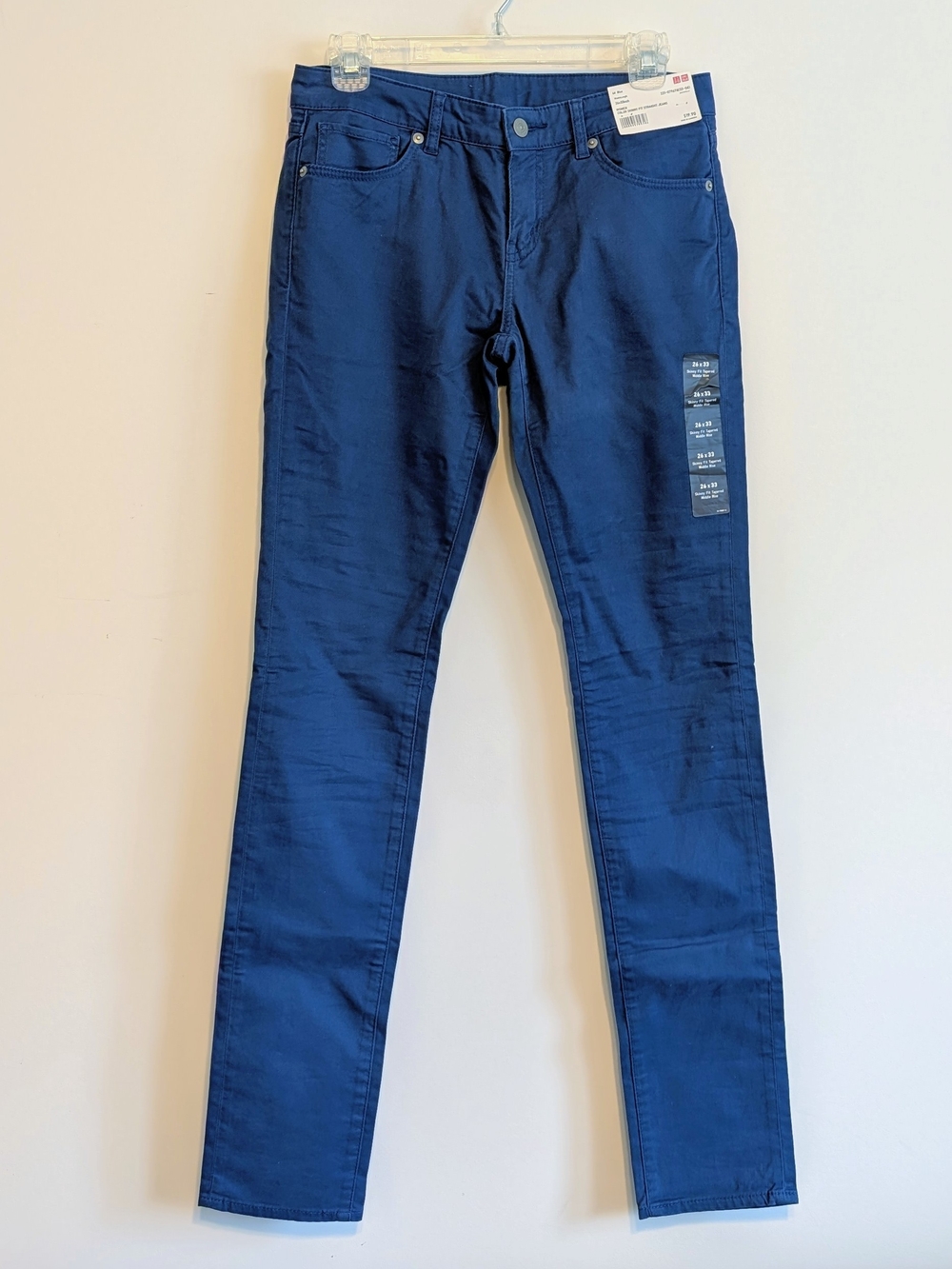 Uniqlo Women's Blue Color Skinny Fit Straight Jeans in Navy
